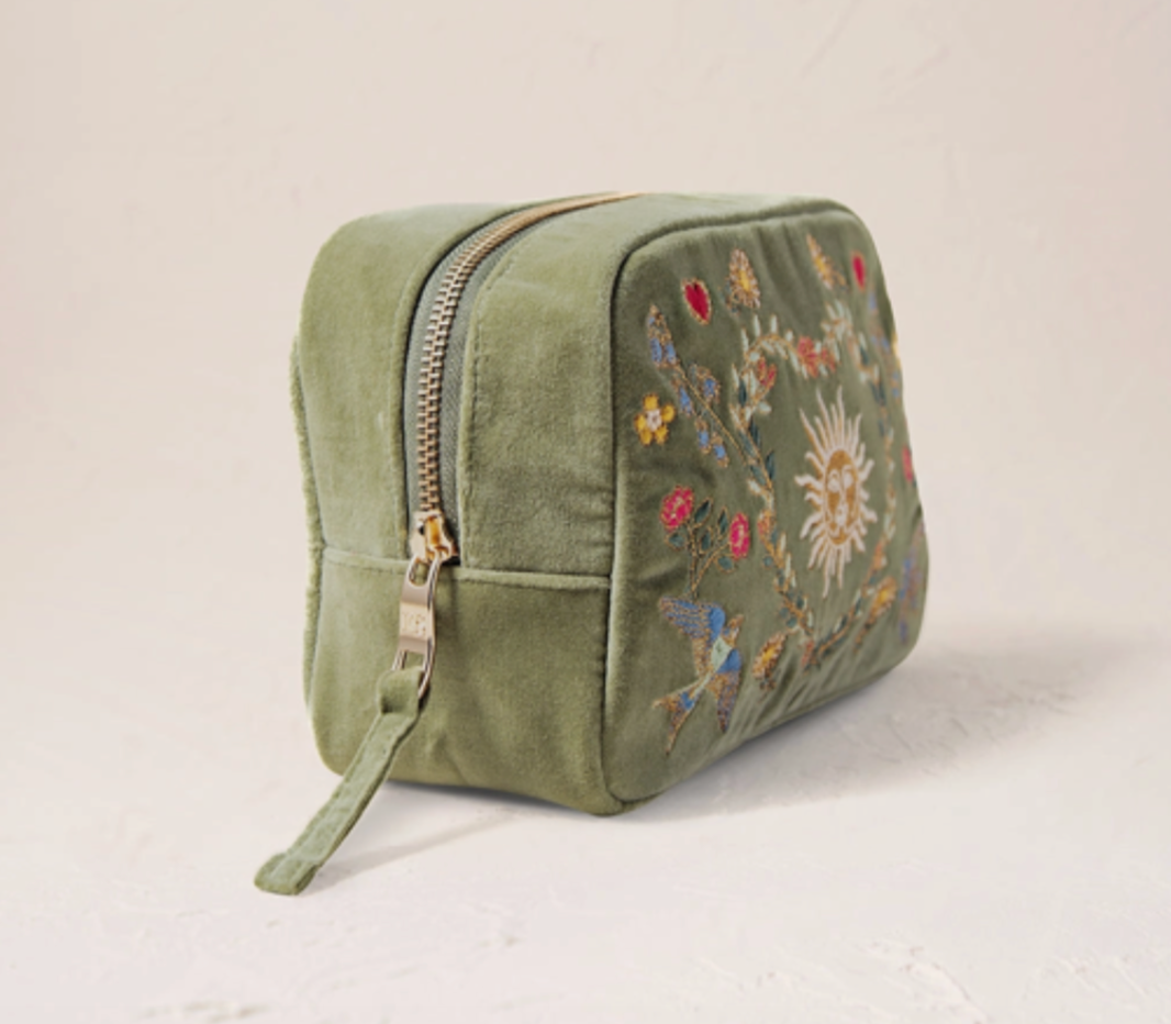 Earth Goddess Makeup Bag | Green