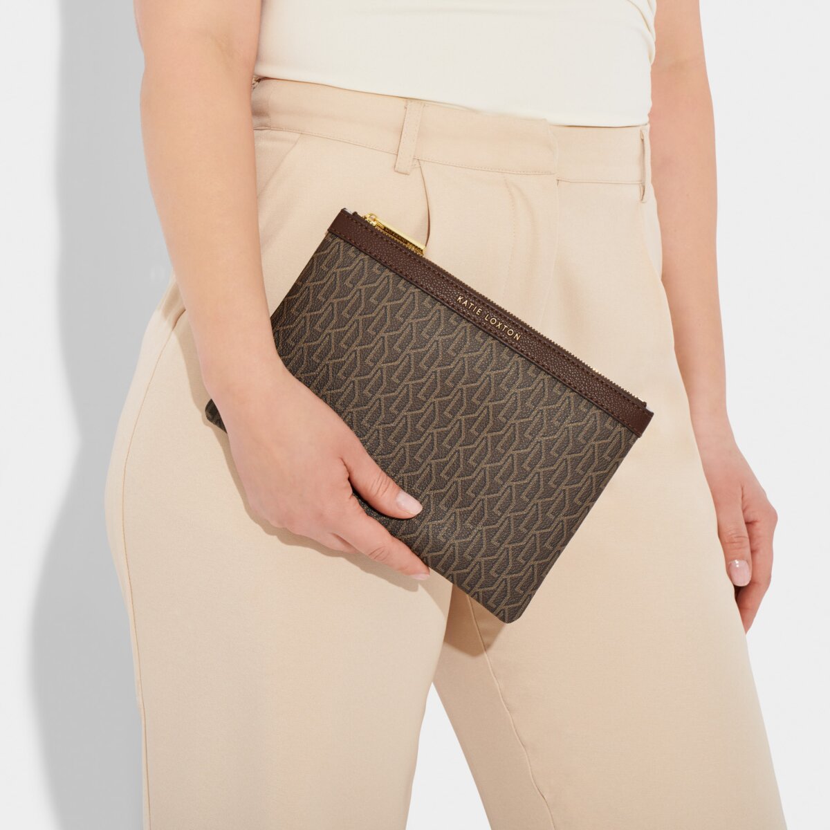 Katie Loxton Signature Pouch | Chocolate