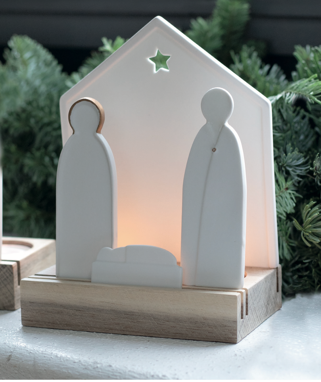 Nativity Scene Tea Light Holder