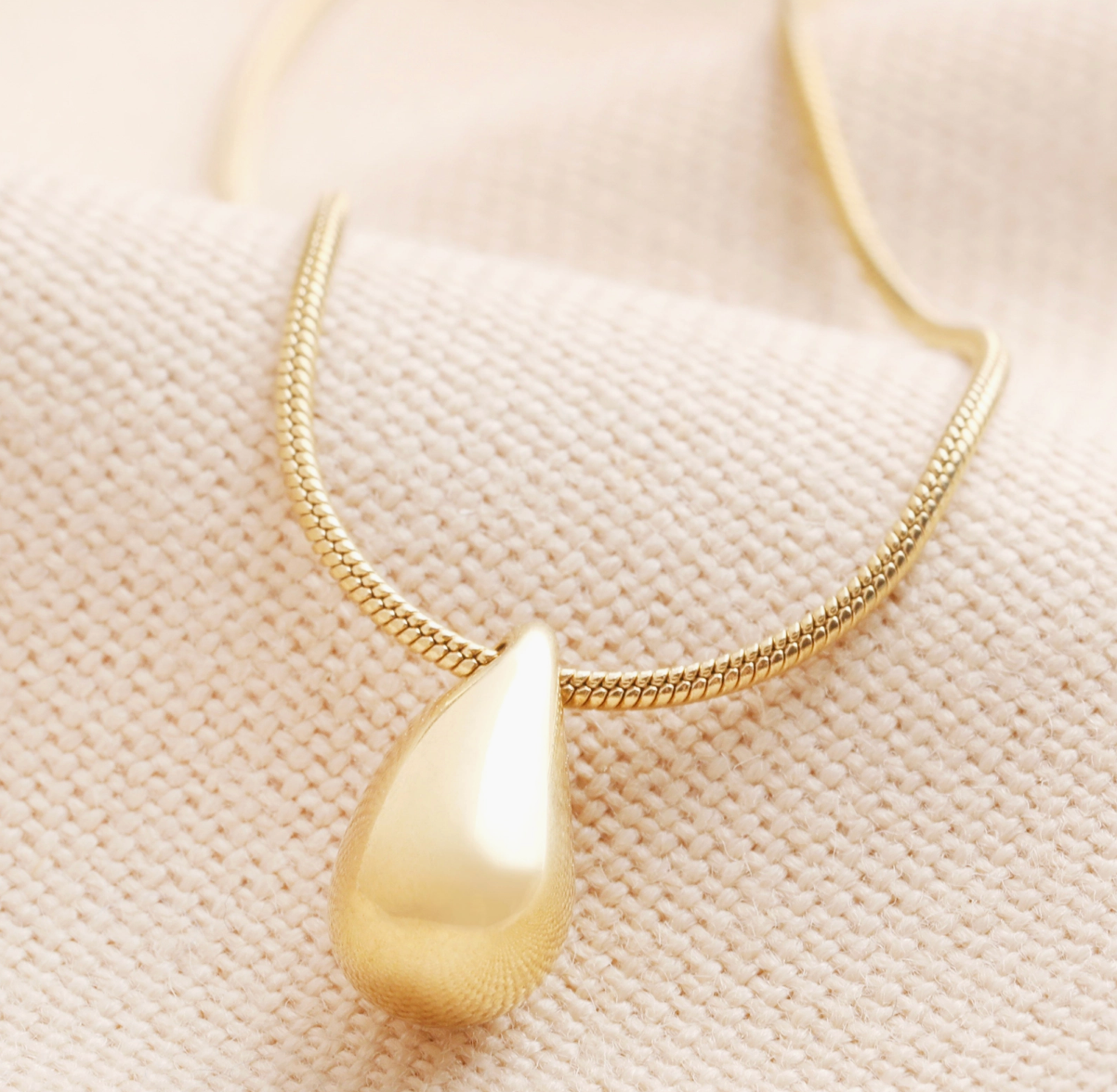 Simple Teardrop Pendant Necklace | Stainless Steel | 14ct Gold Plate