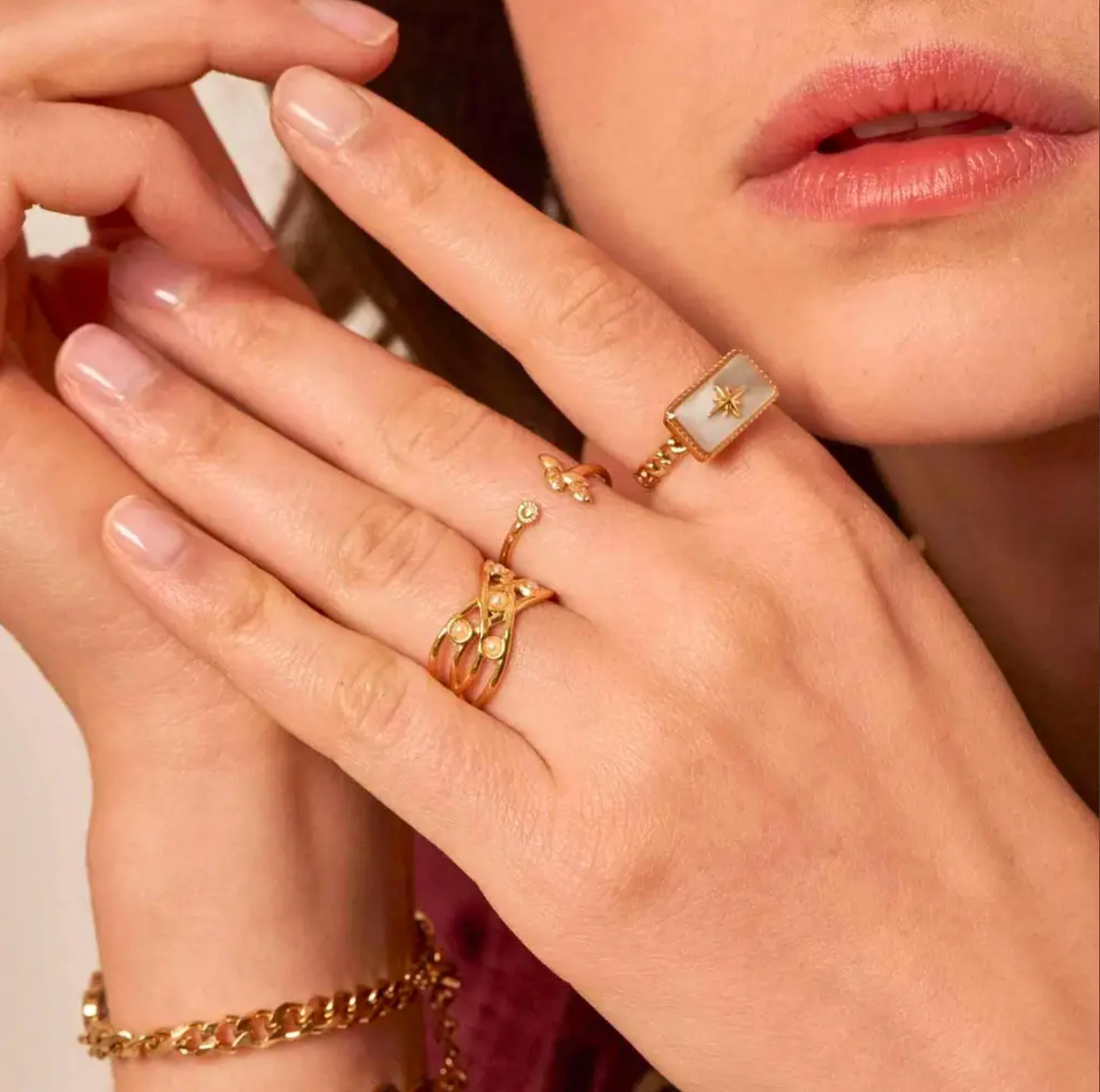 Elenia Adjustable Ring on model