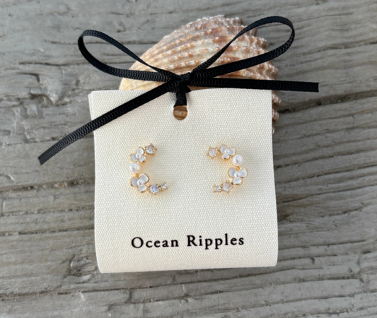 Pearl & Flower Curved Stud Earrings