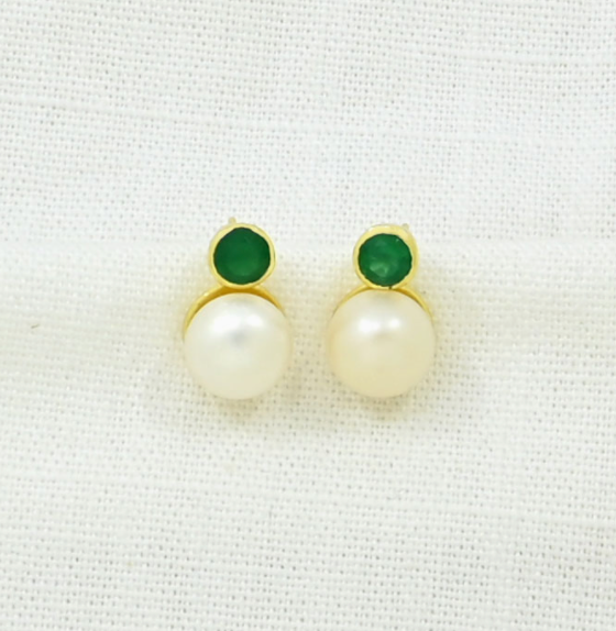 Green Onyx & Pearl Stud Earrings