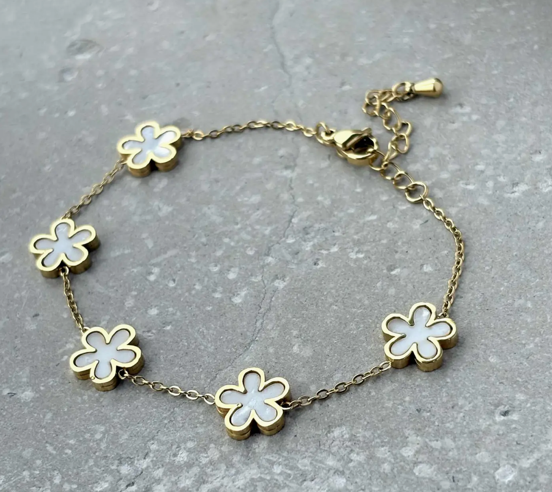 Pearlescent Flower Bracelet | Waterproof Gold Stainless Steel Jewellery