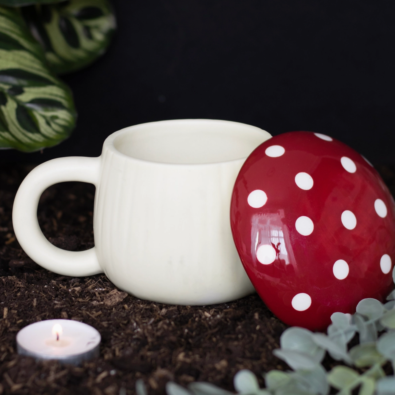 Sip in Style with the Adorable Mushroom Mug – The Perfect Blend of Fun and Function!