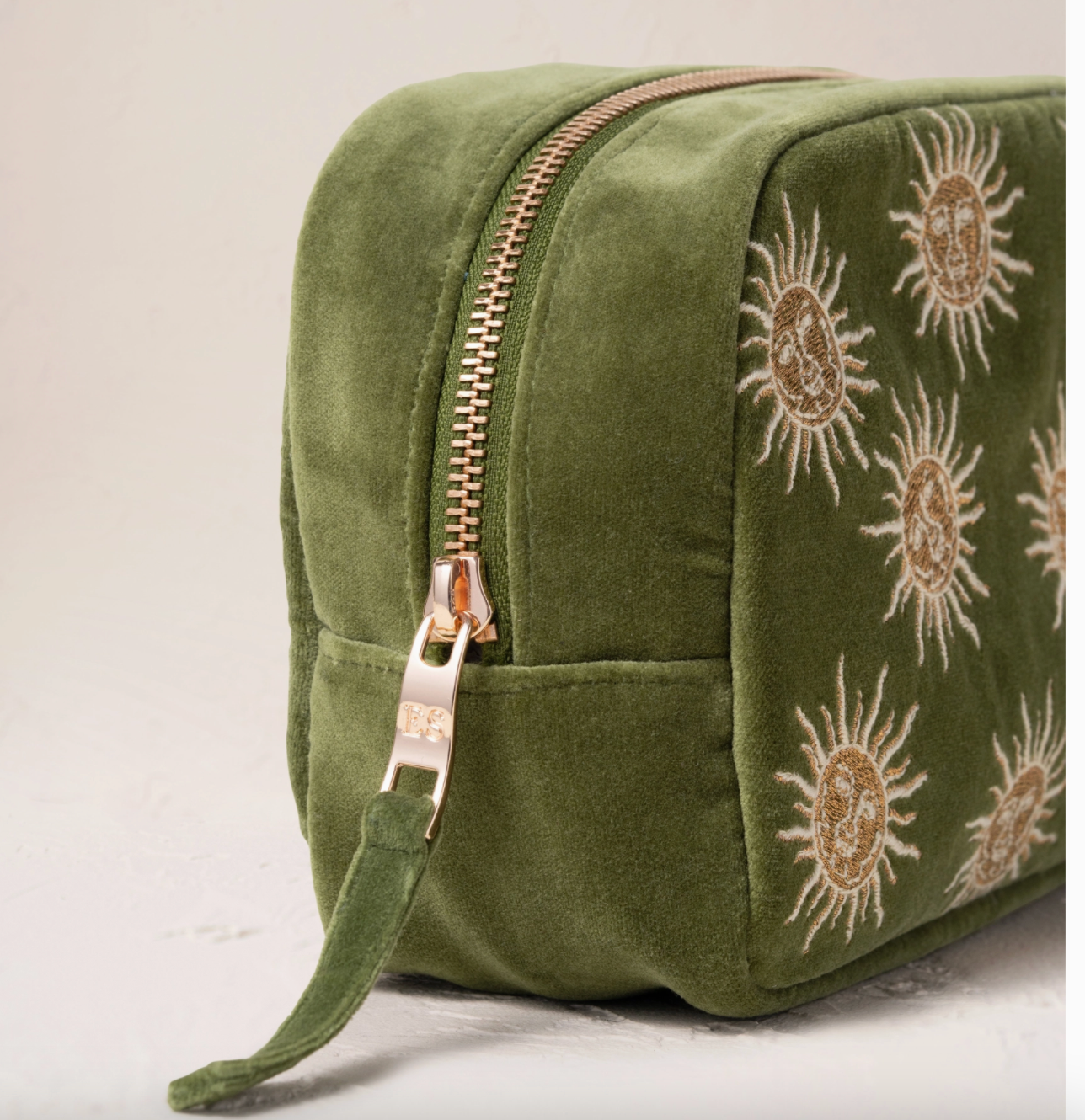 Sun Goddess Makeup Bag | Green